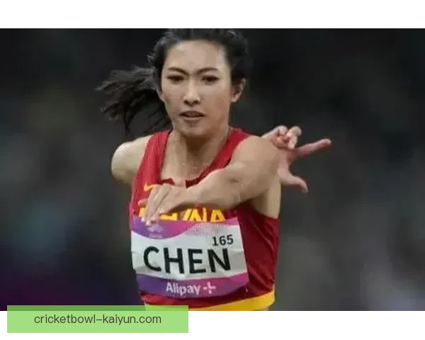 坦巴克蒂在对抗赛中展现出色优势，取得佳绩表现亮眼